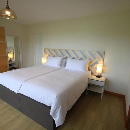 Vale View Bed & Breakfast Ffrith Екстериор снимка