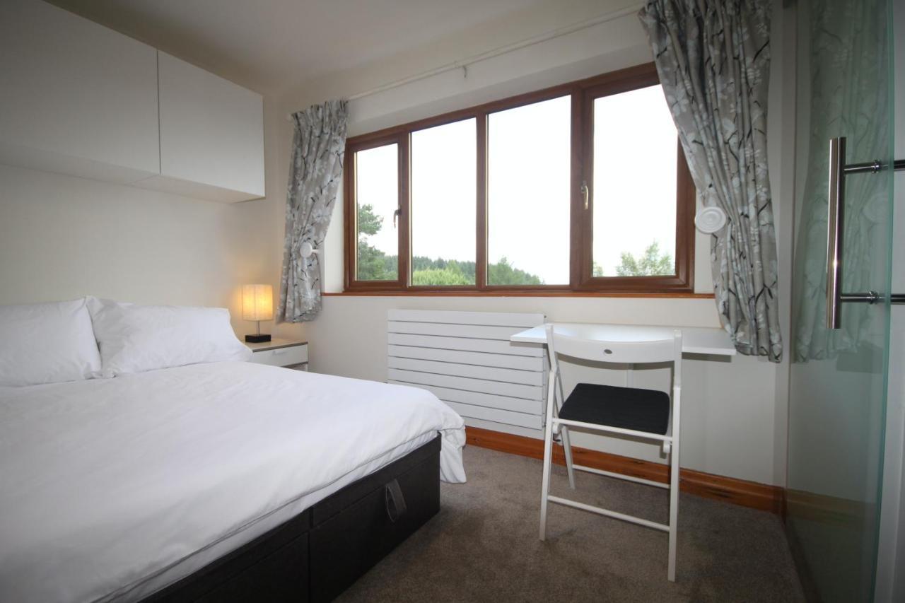 Vale View Bed & Breakfast Ffrith Екстериор снимка